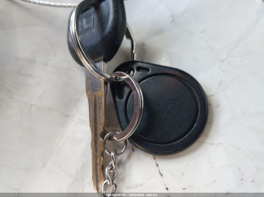 2000 Honda Cr-V Ex VIN: JHLRD1866YC035701 Lot: 43338743