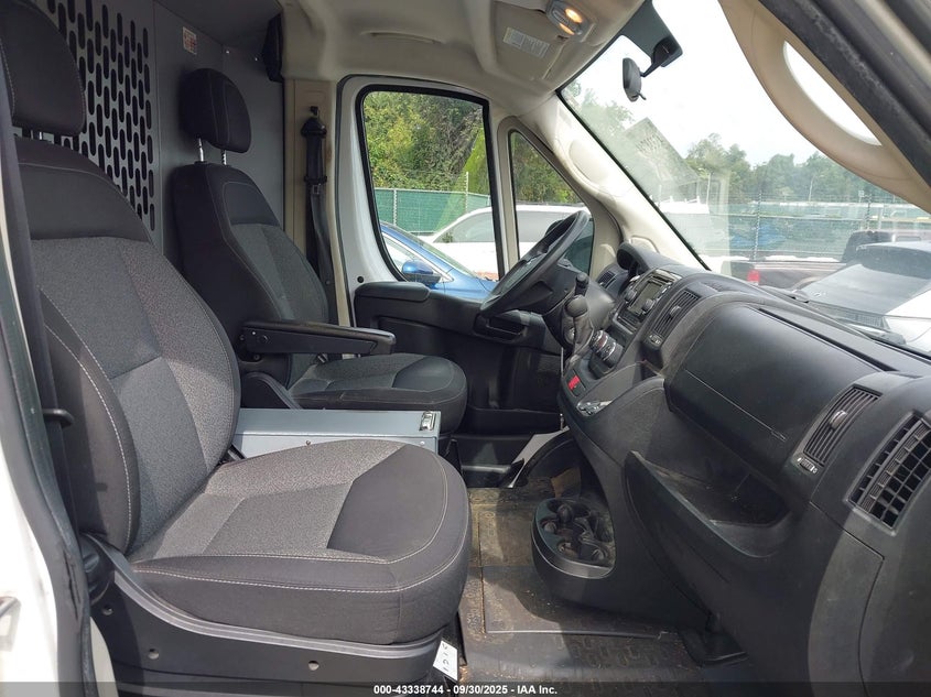 2017 RAM PROMASTER 1500 LOW ROOF 136 WB - 3C6TRVAG8HE540721