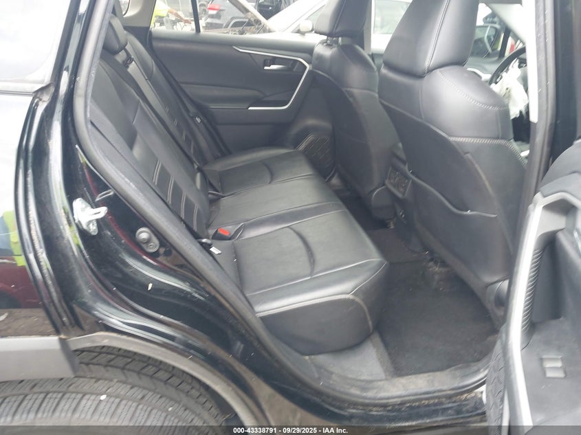 2019 Toyota Rav4 Xle Premium VIN: 2T3C1RFV2KW050687 Lot: 43338791