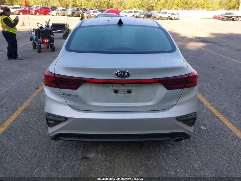 2021 KIA FORTE LXS - 3KPF24AD2ME352667