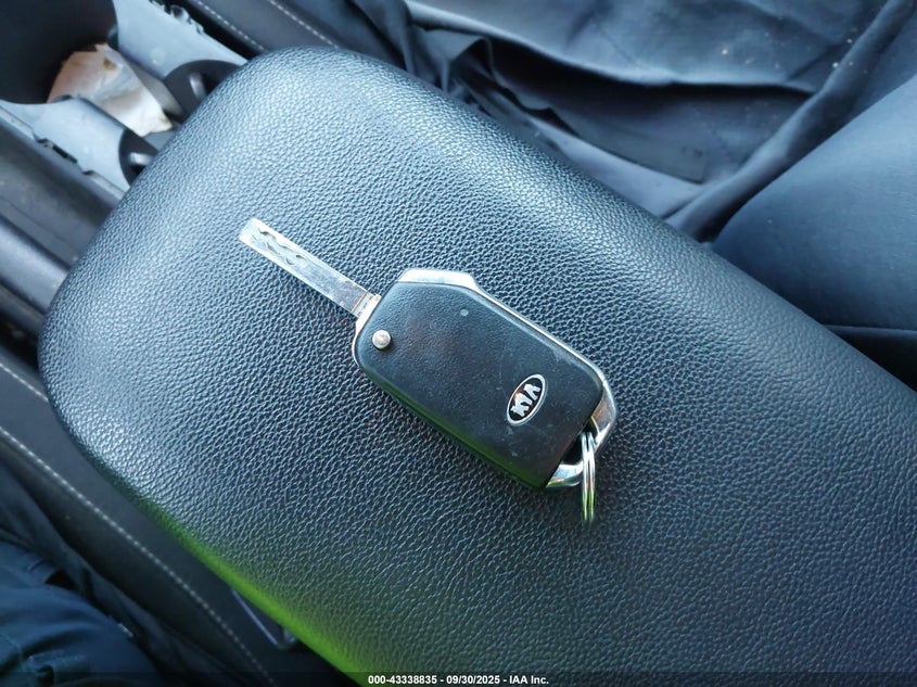 2021 KIA FORTE LXS - 3KPF24AD2ME352667