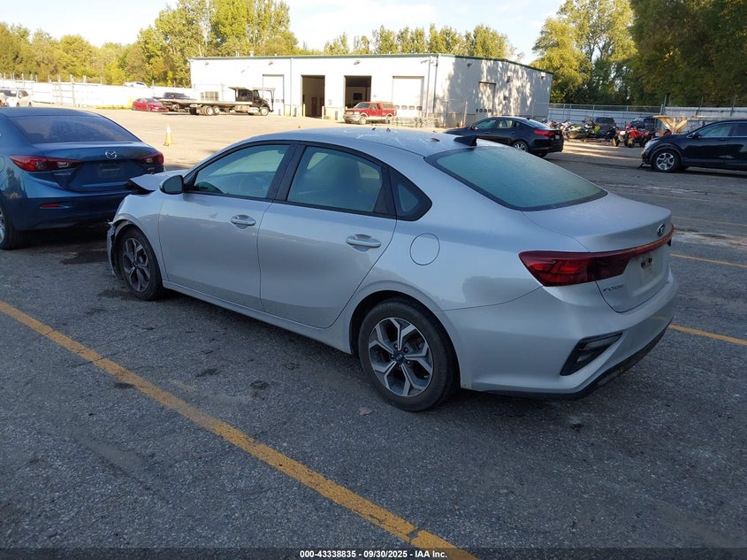 2021 KIA FORTE LXS - 3KPF24AD2ME352667