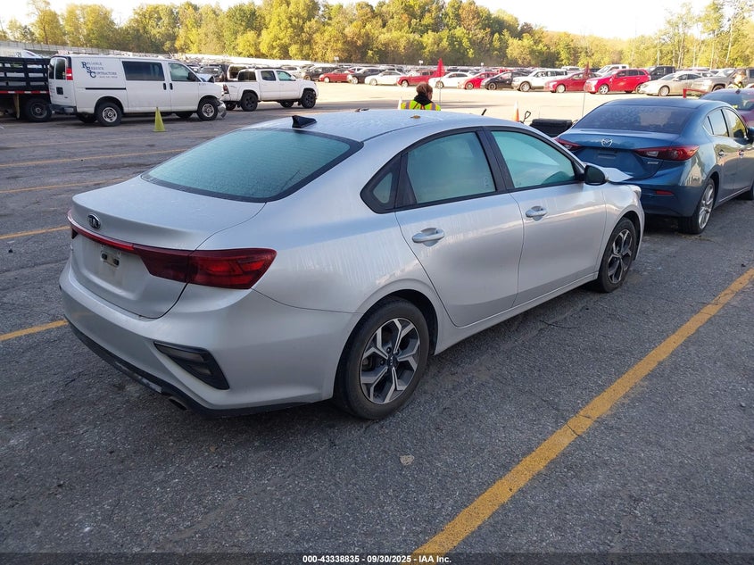 2021 KIA FORTE LXS - 3KPF24AD2ME352667