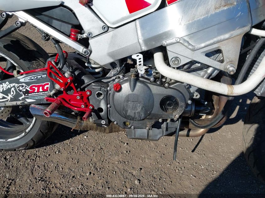 2000 Honda Cbr900 Rr VIN: JH2SC4408YM004813 Lot: 43338867