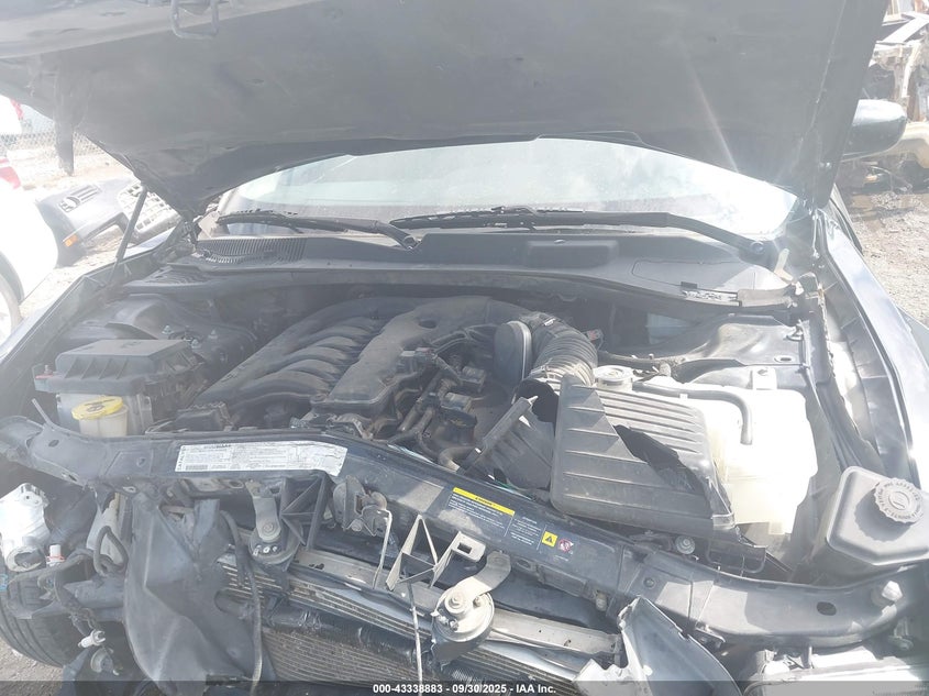 2005 Chrysler 300 Touring VIN: 2C3AA53G05H511870 Lot: 43338883