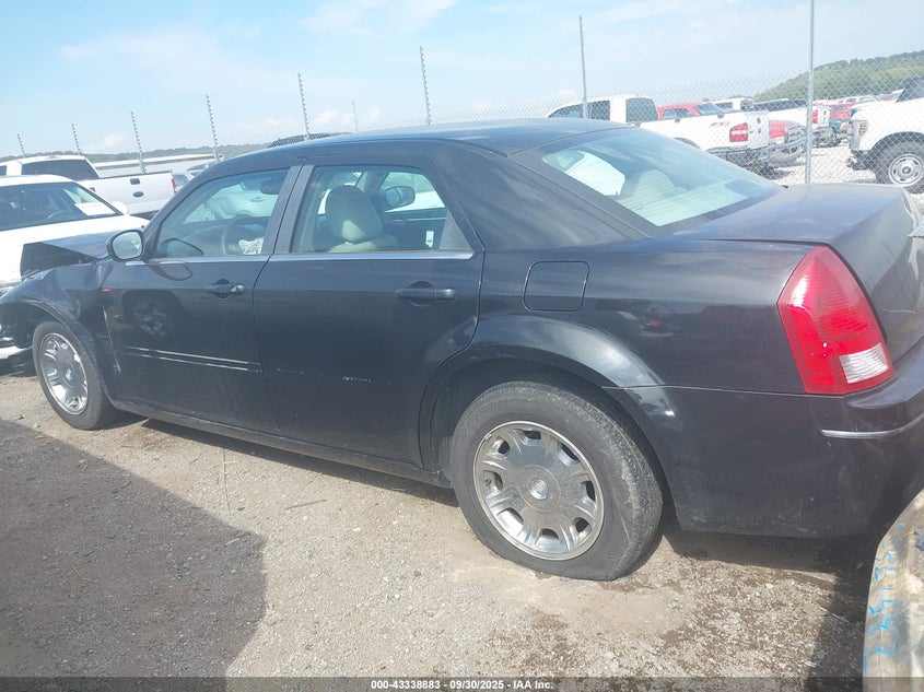2005 Chrysler 300 Touring VIN: 2C3AA53G05H511870 Lot: 43338883