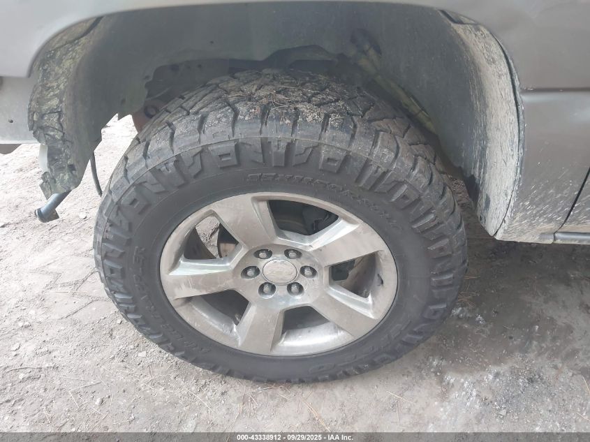 2005 Chevrolet Silverado 1500 Lt VIN: 1GCEK19B45E303688 Lot: 43338912