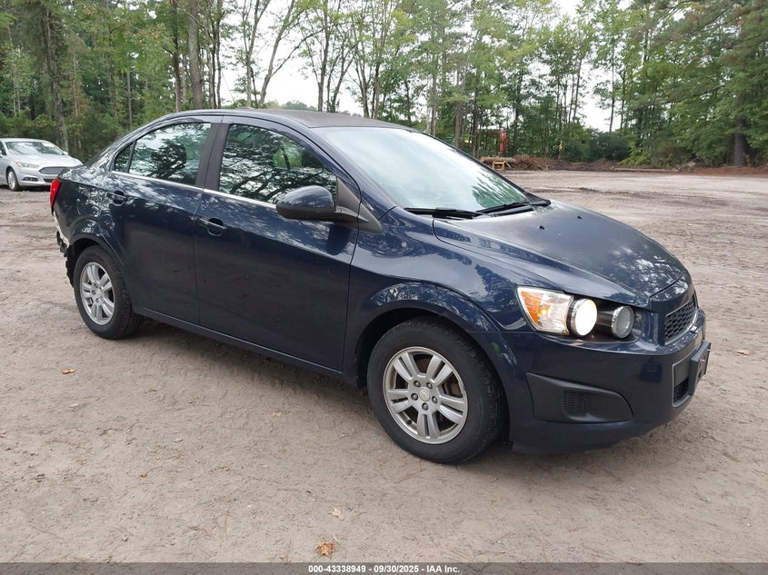 CHEVROLET SONIC LT AUTO