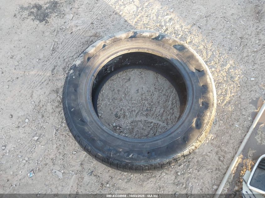 2003 Lincoln Town Car Signature VIN: 1LNHM82W43Y630502 Lot: 43338956