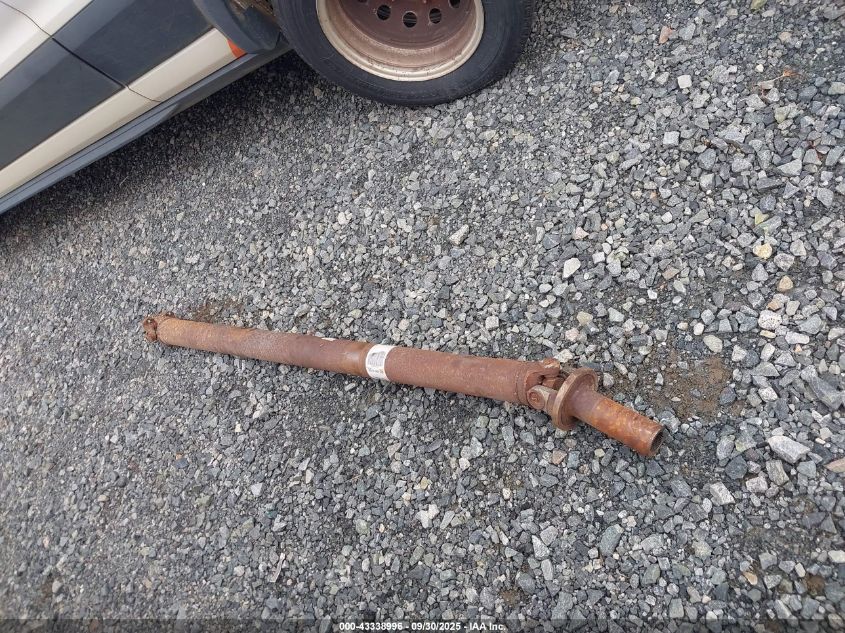 2023 Ford E-350 Cutaway VIN: 1FDWE3FNXPDD38357 Lot: 43338996