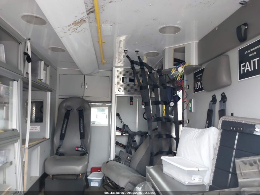 2023 Ford E-350 Cutaway VIN: 1FDWE3FNXPDD38357 Lot: 43338996