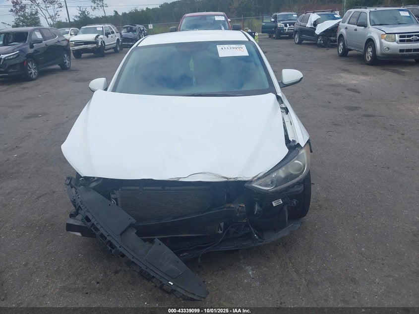 2017 HYUNDAI ELANTRA SE - 5NPD84LF3HH180364