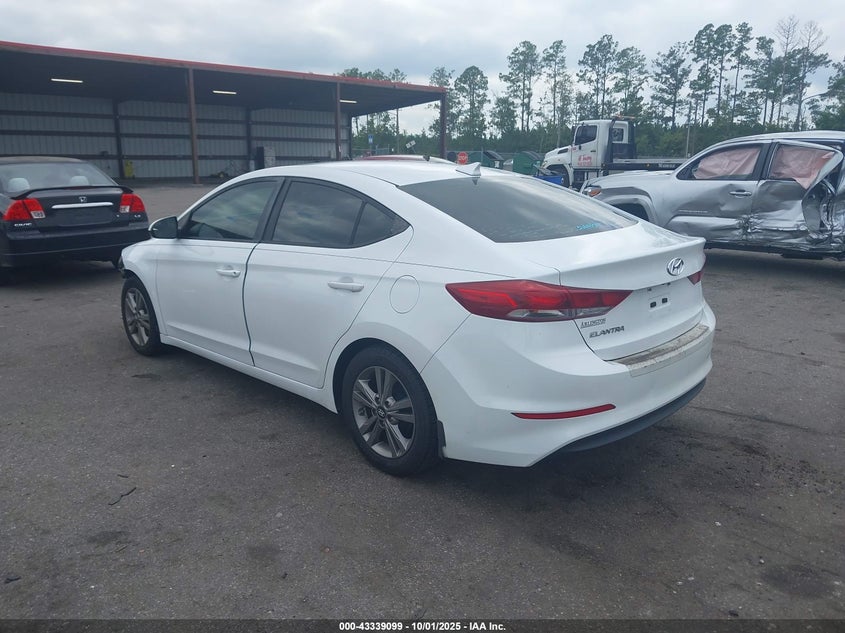 2017 HYUNDAI ELANTRA SE - 5NPD84LF3HH180364