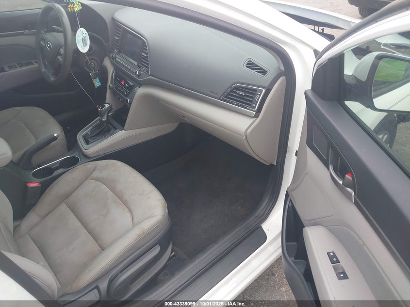 2017 HYUNDAI ELANTRA SE - 5NPD84LF3HH180364