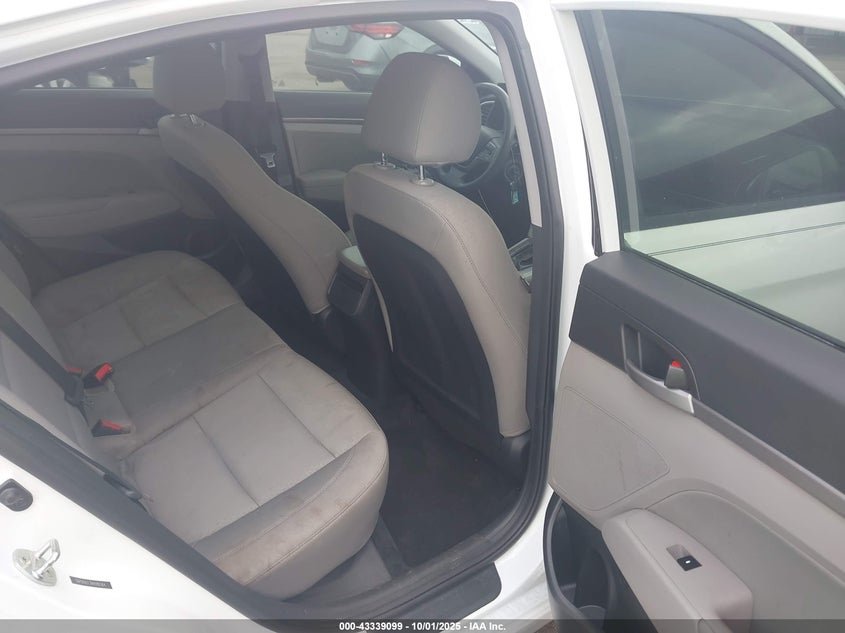 2017 HYUNDAI ELANTRA SE - 5NPD84LF3HH180364