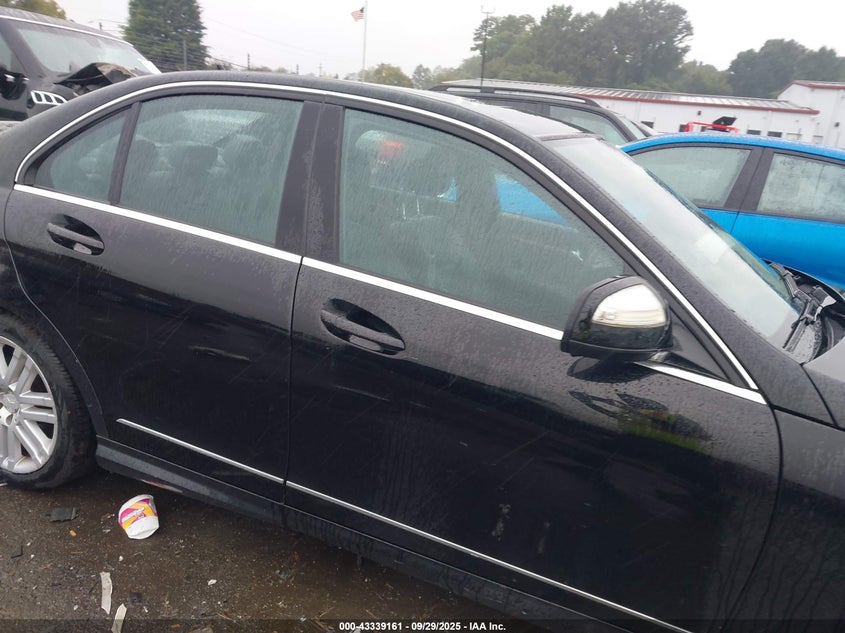 2009 Mercedes-Benz C 300 Luxury 4Matic/Sport 4Matic VIN: WDDGF81X39F245754 Lot: 43339161