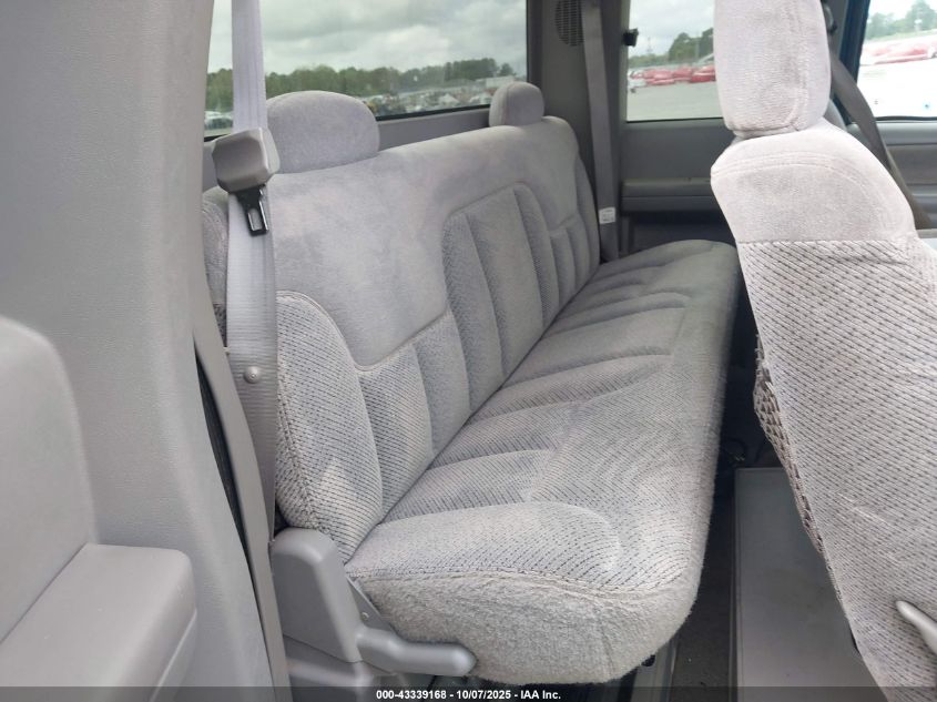 1998 GMC Sierra 1500 Sl Wideside VIN: 2GTEC19R0W1548193 Lot: 43339168