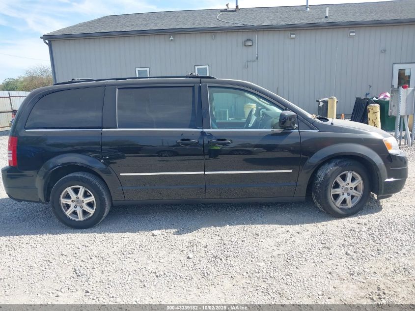 2009 Chrysler Town & Country Touring VIN: 2A8HR54119R525721 Lot: 43339182
