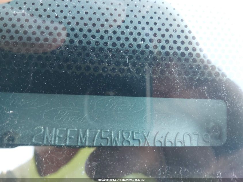 2005 Mercury Grand Marquis Ls/Lse VIN: 2MEFM75W85X666079 Lot: 43339214