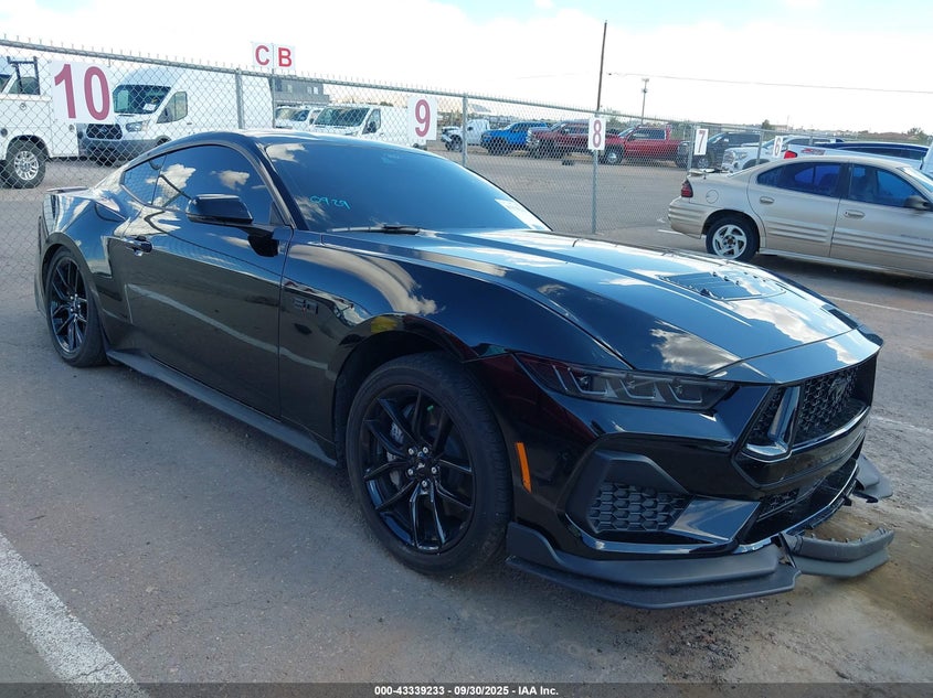 FORD MUSTANG GT PREMIUM FASTBACK