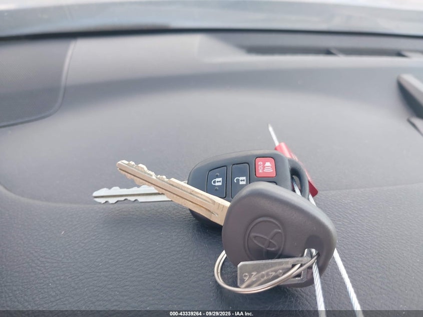 2017 TOYOTA CAMRY SE - 4T1BF1FK3HU289090