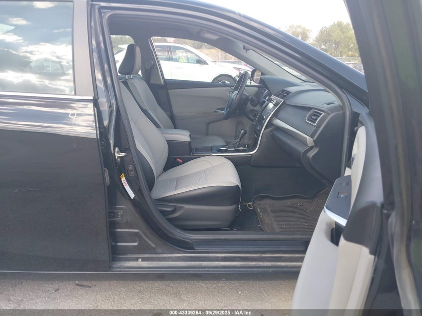 2017 TOYOTA CAMRY SE - 4T1BF1FK3HU289090