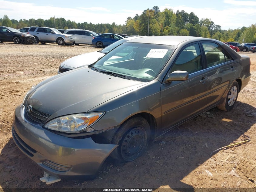 4T1BE32KX3U655866 2003 TOYOTA CAMRY photo no. 2