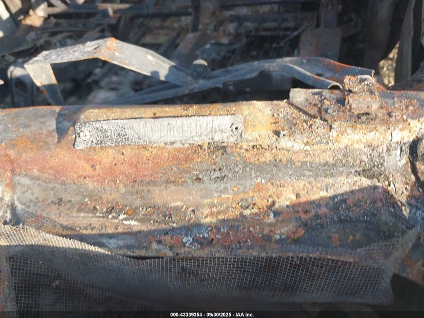 2005 Chevrolet Tahoe Ls VIN: 1GNEK13T05R151877 Lot: 43339354