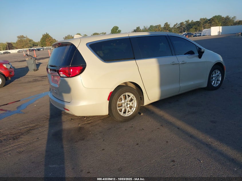 2C4RC1CG4HR739192 2017 CHRYSLER PACIFICA photo no. 4