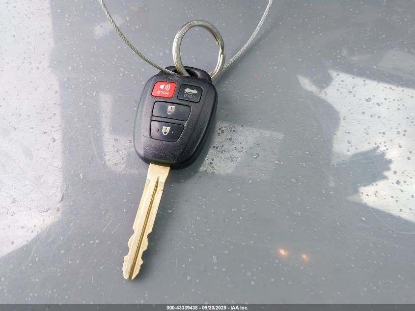 2017 Toyota Corolla Le VIN: 5YFBURHE5HP571129 Lot: 43339438