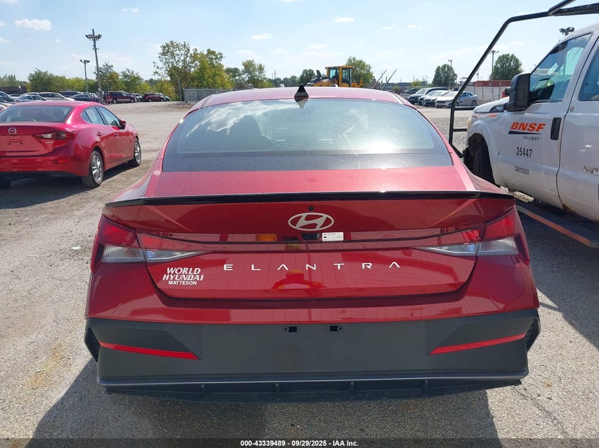 2025 HYUNDAI ELANTRA SEL SPORT - KMHLM4DG9SU027351