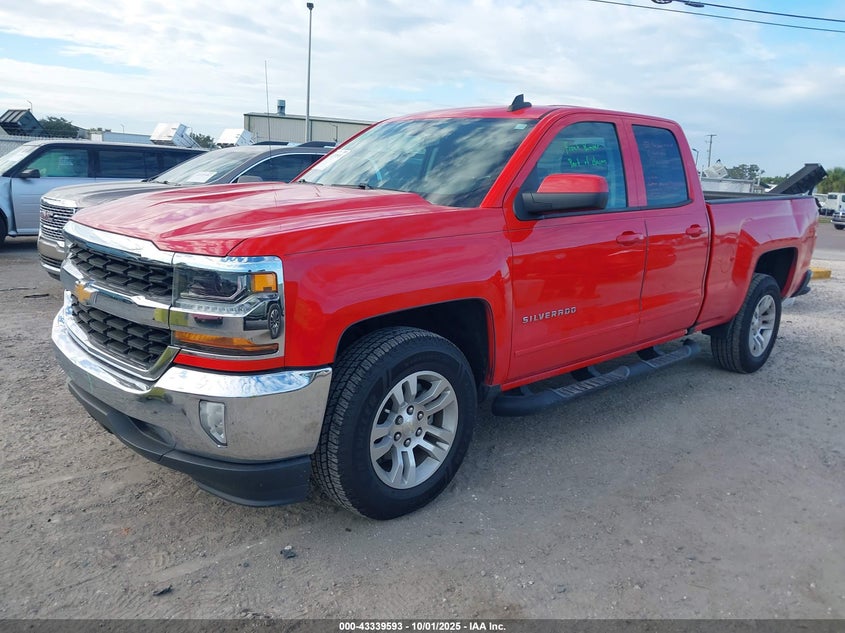 2018 CHEVROLET SILVERADO 1500 1LT 1GCRCREC6JZ326551