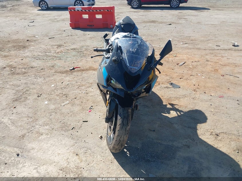 JKBZXJK15SA007351 2025 KAWASAKI ZX photo no. 5