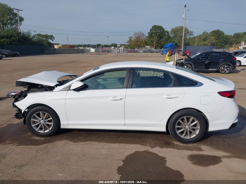 2018 HYUNDAI SONATA SE - 5NPE24AF2JH682264