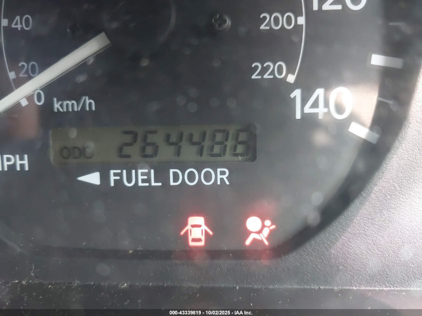 2000 Toyota Camry Le VIN: 4T1BG22K5YU685711 Lot: 43339819