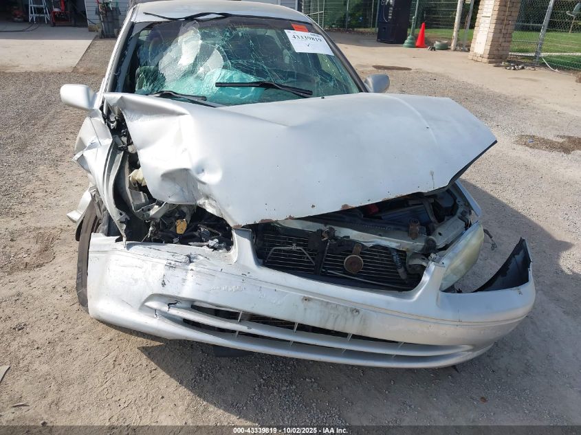 2000 Toyota Camry Le VIN: 4T1BG22K5YU685711 Lot: 43339819