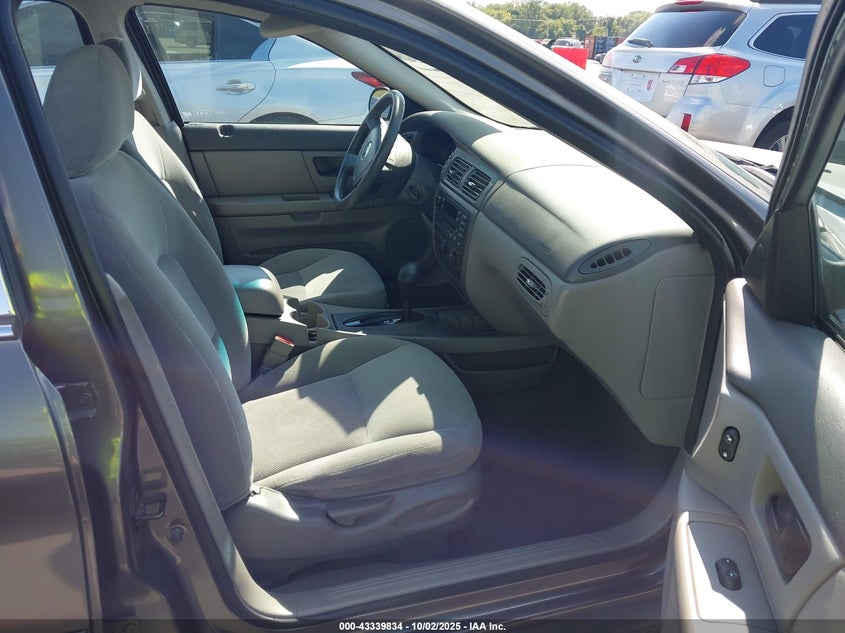 1MEFM50U94A617443 2004 MERCURY SABLE photo no. 5