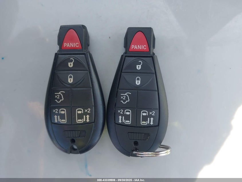 2014 CHRYSLER TOWN & COUNTRY TOURING - 2C4RC1BG2ER364772