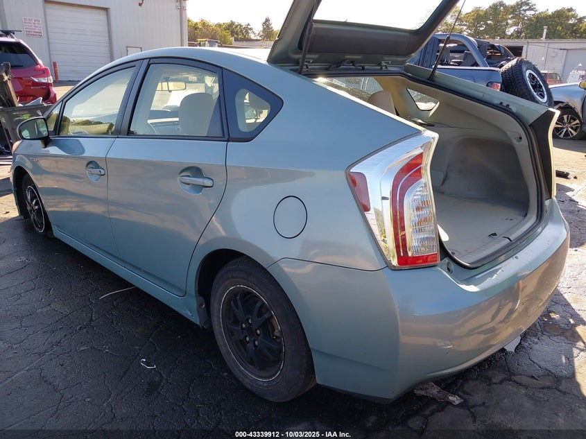 2013 TOYOTA PRIUS THREE JTDKN3DUXD1617480