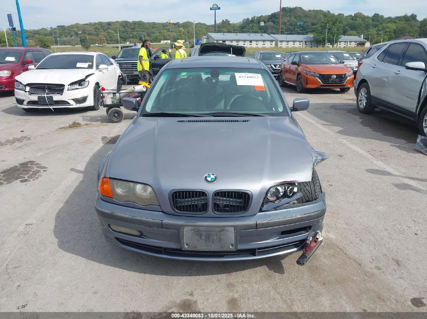 1999 BMW 328I VIN: WBAAM533XXEJ40062 Lot: 43340053