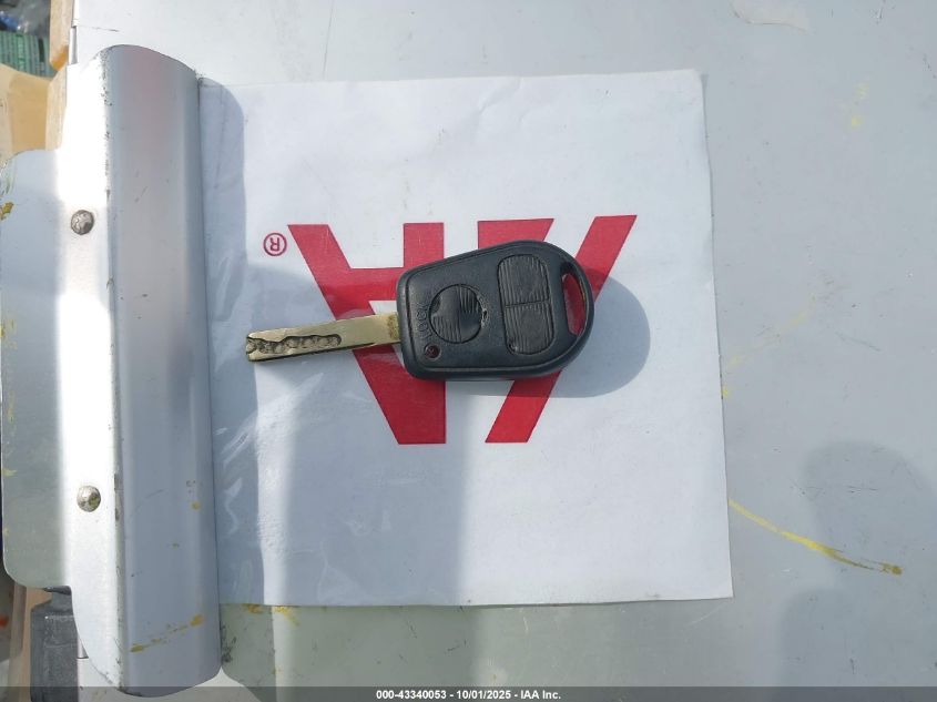 1999 BMW 328I VIN: WBAAM533XXEJ40062 Lot: 43340053