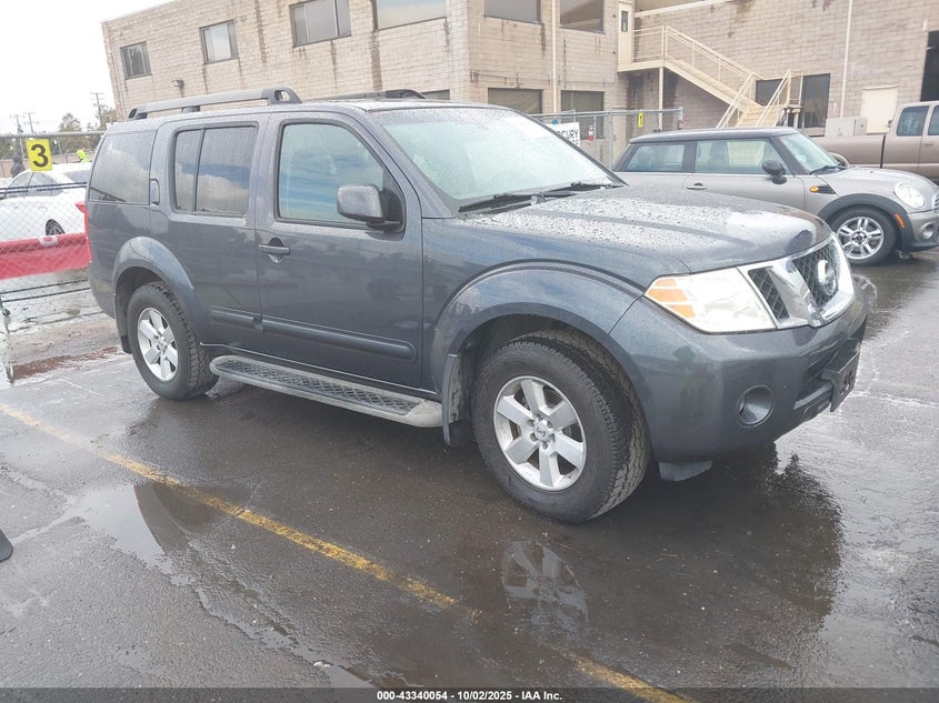 NISSAN PATHFINDER SV