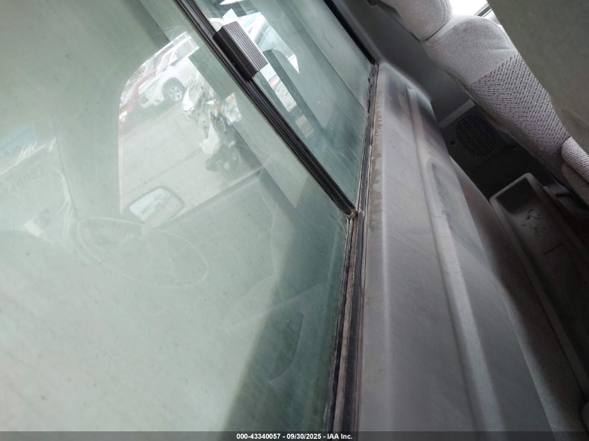 1998 GMC Sierra 1500 Sl Wideside VIN: 1GTEC14R4WZ528950 Lot: 43340057