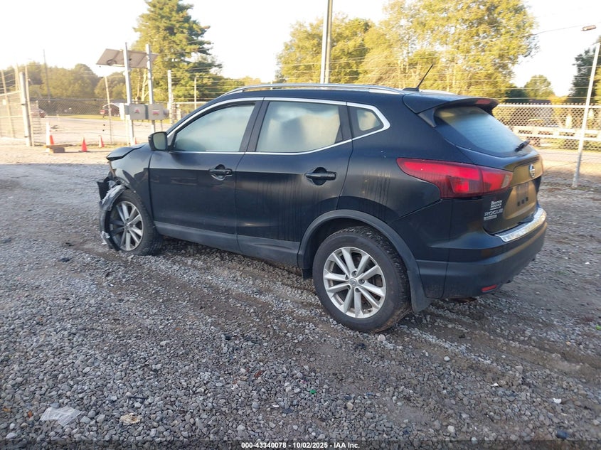 2017 NISSAN ROGUE SPORT SV - JN1BJ1CR2HW107438