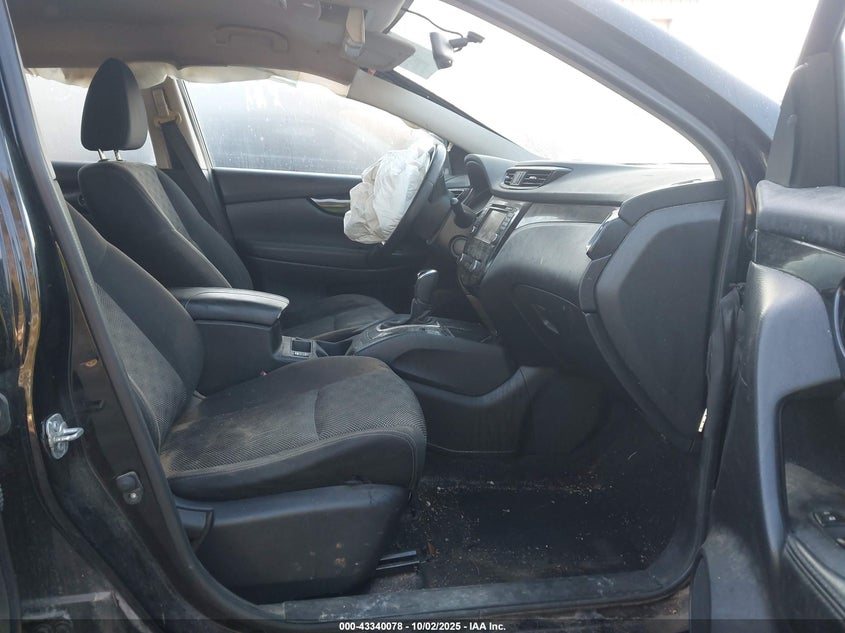 2017 NISSAN ROGUE SPORT SV - JN1BJ1CR2HW107438