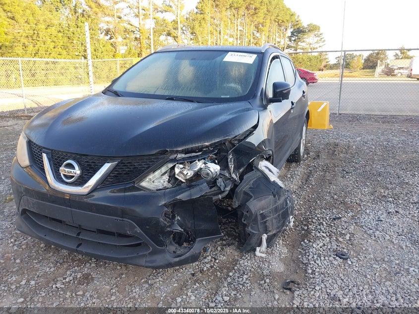 2017 NISSAN ROGUE SPORT SV - JN1BJ1CR2HW107438
