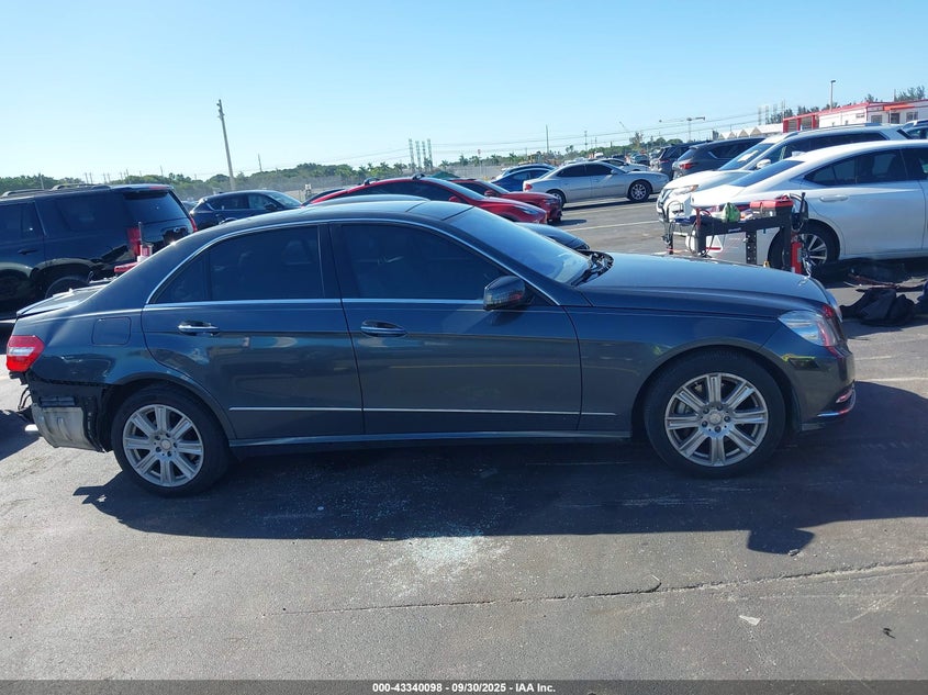 2013 MERCEDES-BENZ E 350 - WDDHF5KB4DA711638