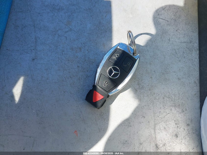 2013 MERCEDES-BENZ E 350 - WDDHF5KB4DA711638