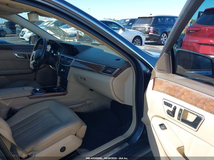 2013 MERCEDES-BENZ E 350 - WDDHF5KB4DA711638