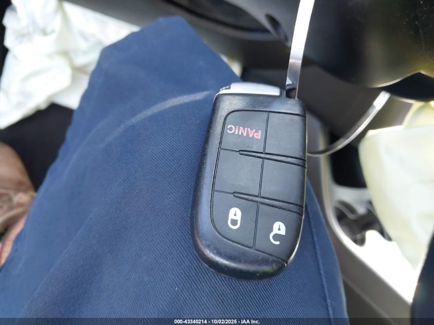 2019 Dodge Journey Se VIN: 3C4PDCBB3KT810635 Lot: 43340214